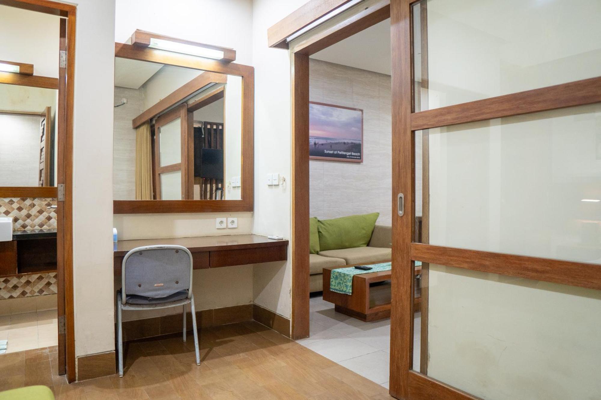 The Green Zhurga Suite Kerobokan Zewnętrze zdjęcie